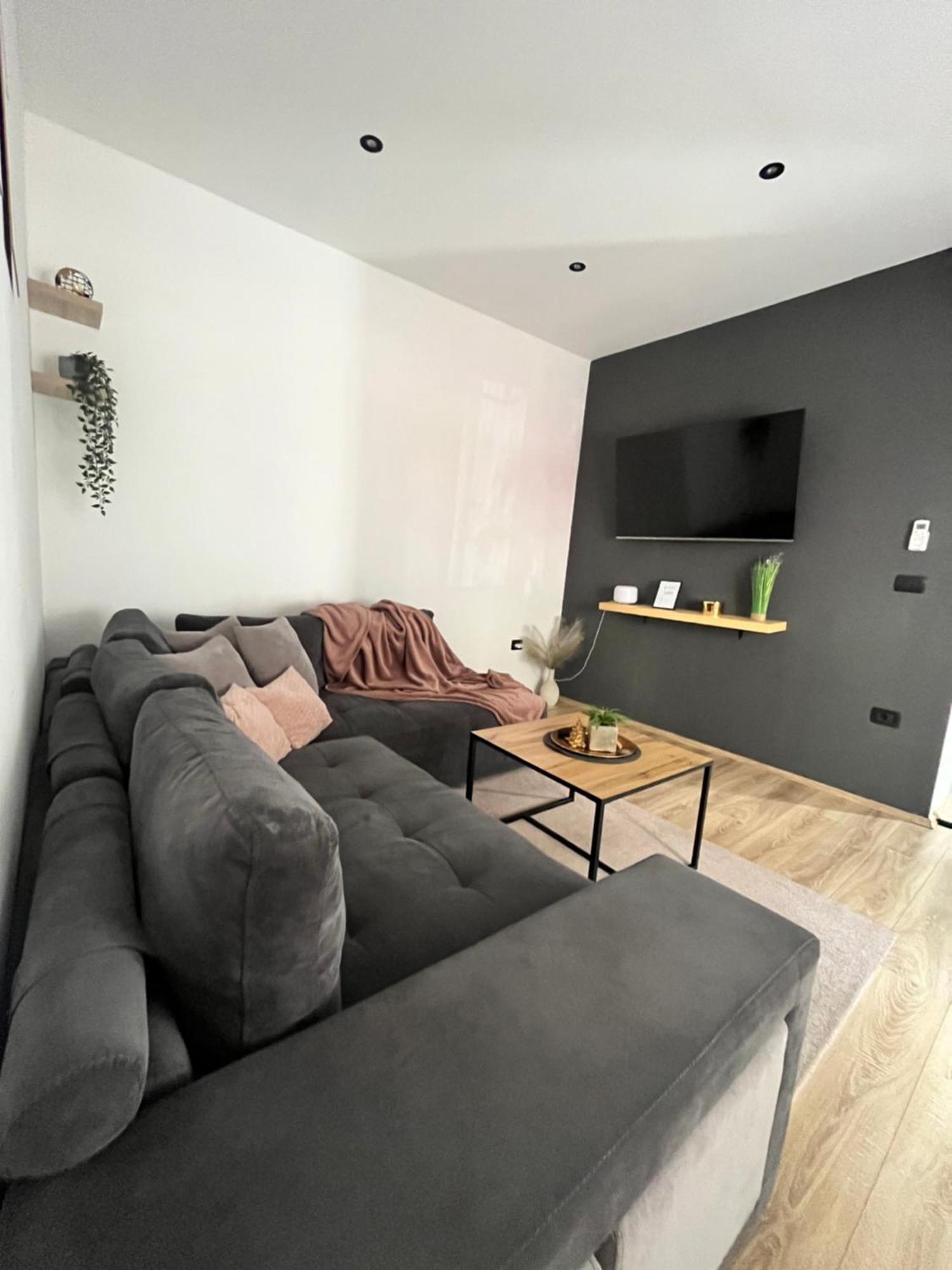 Apartment Rose Пула Екстер'єр фото